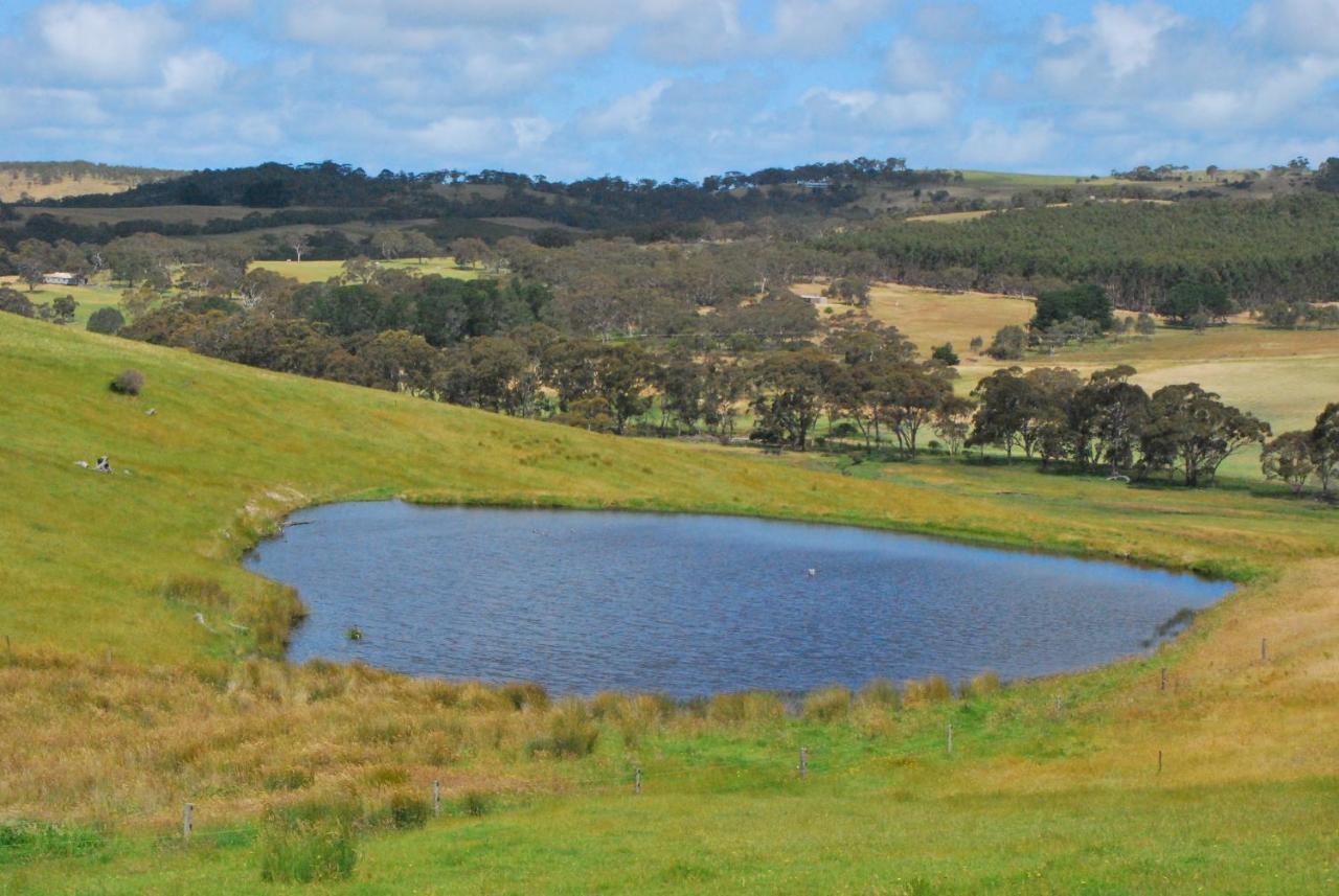 Back Valley Farmstay Bed And Breakfast Victor Harbor Bagian luar foto
