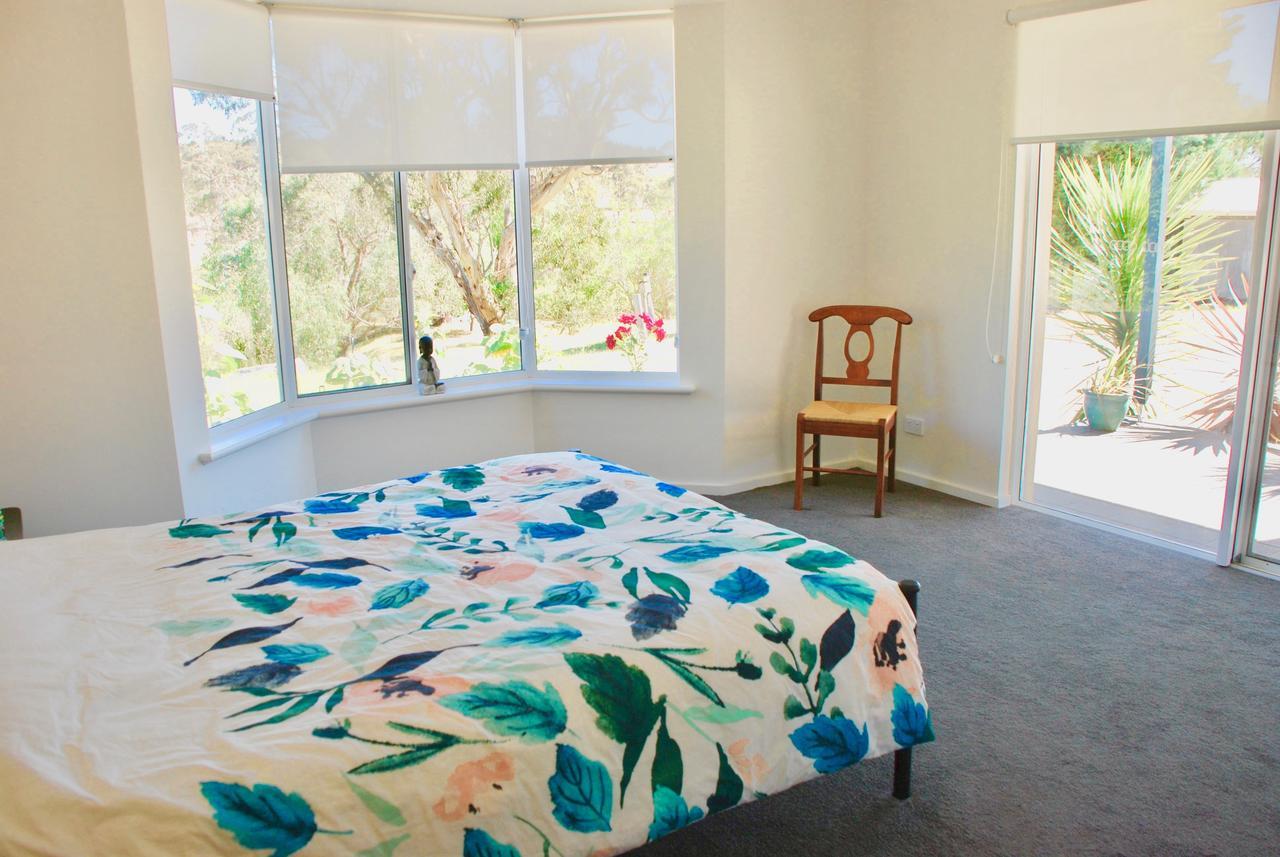 Back Valley Farmstay Bed And Breakfast Victor Harbor Bagian luar foto