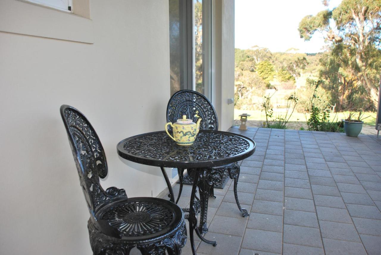 Back Valley Farmstay Bed And Breakfast Victor Harbor Bagian luar foto